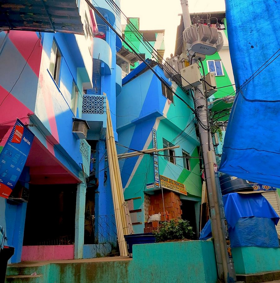 Favela Paintings at Santa Marta - Sheet2