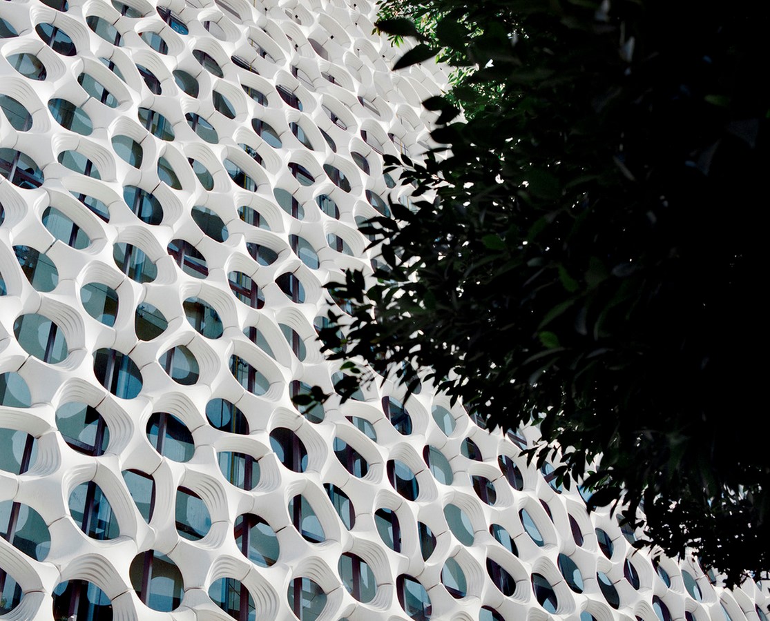 An Ornate Double Skin that Filters Air Pollution - Sheet4