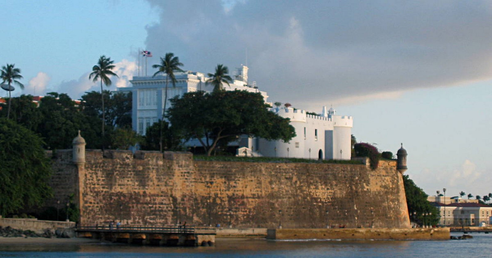 LA FORTALEZA - Sheet2