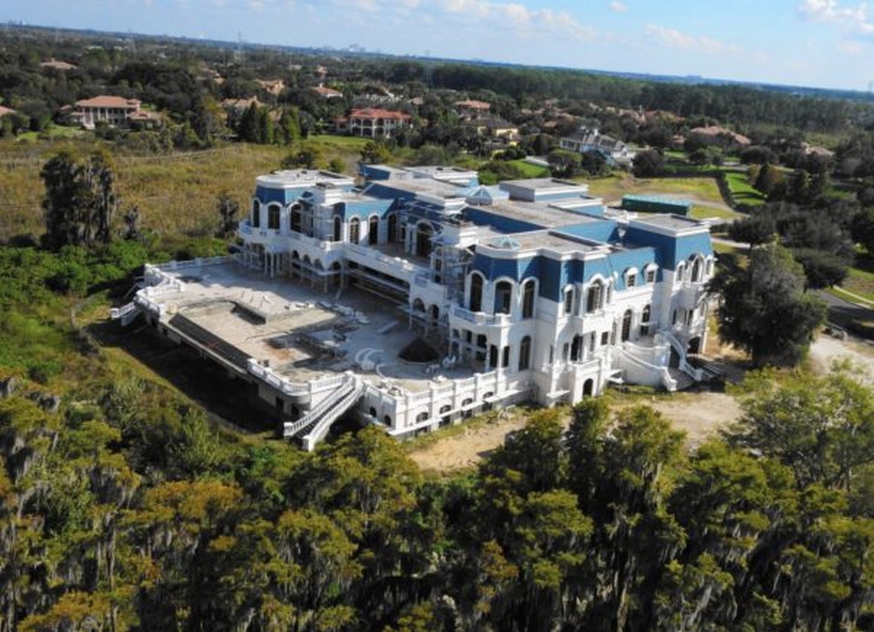 Modern Versailles, Florida, USA - Sheet1