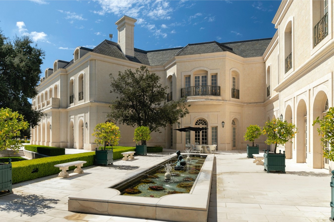 The Manor, LA, USA - Sheet2