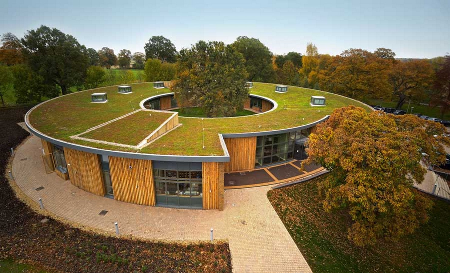 10 Tips for balancing sustainability and cost - Sheet3