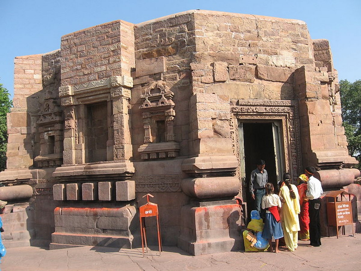 Spotting Religious Influences in Ancient Architectural Design-Indian Temple Architecture - Sheet4