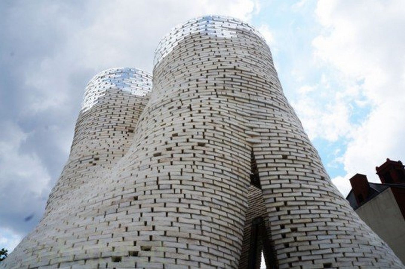 10 Sustainable Materials Every Architect Must Know -Mycelium - Sheet1