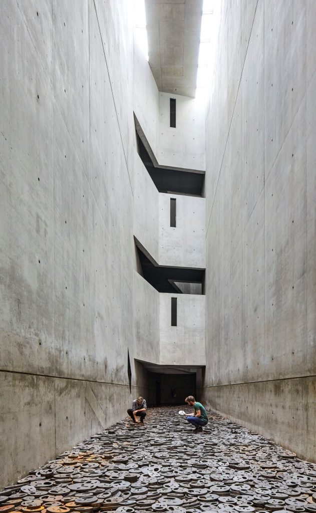 Spatial Perception in Architecture - RTF | Rethinking The Future