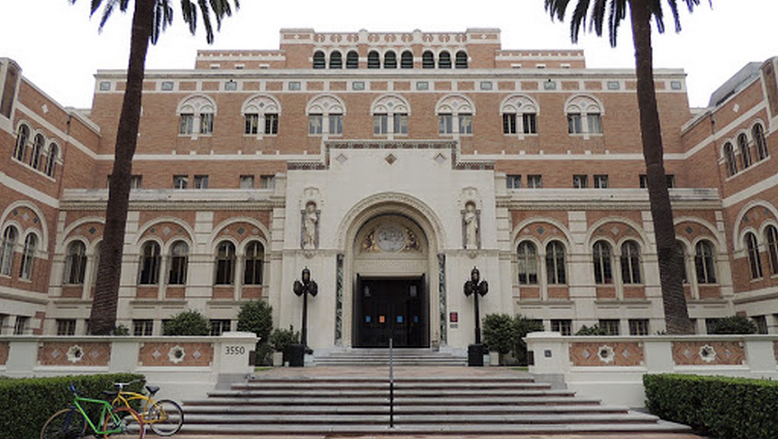 Architecture Schools - University of Southern California - Sheet1