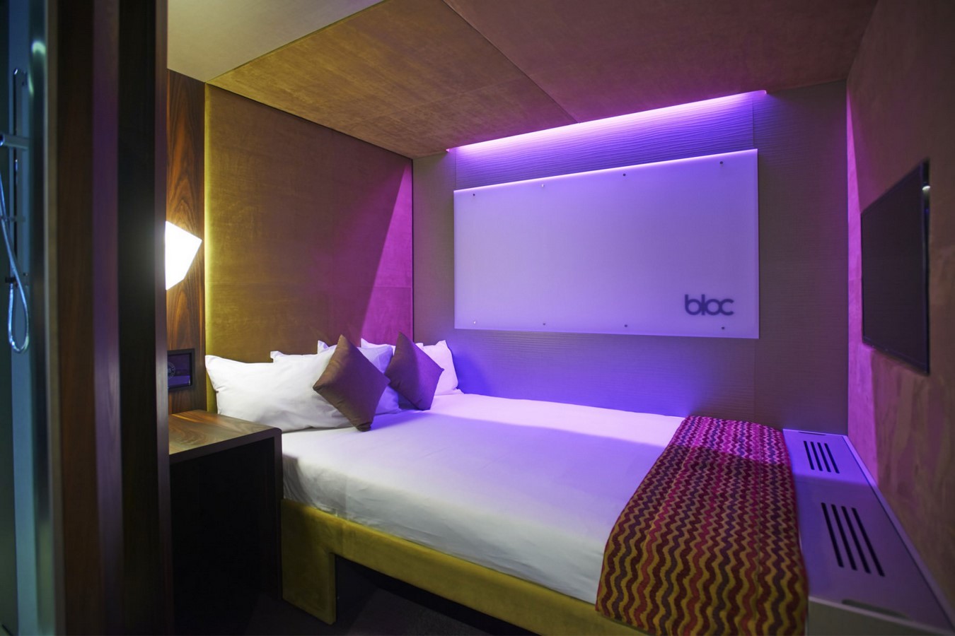 BLOC Hotel - Sheet3