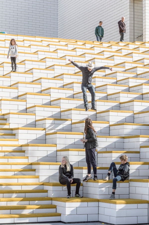 The relevance of an architectural degree for architectural photographers - Sheet1