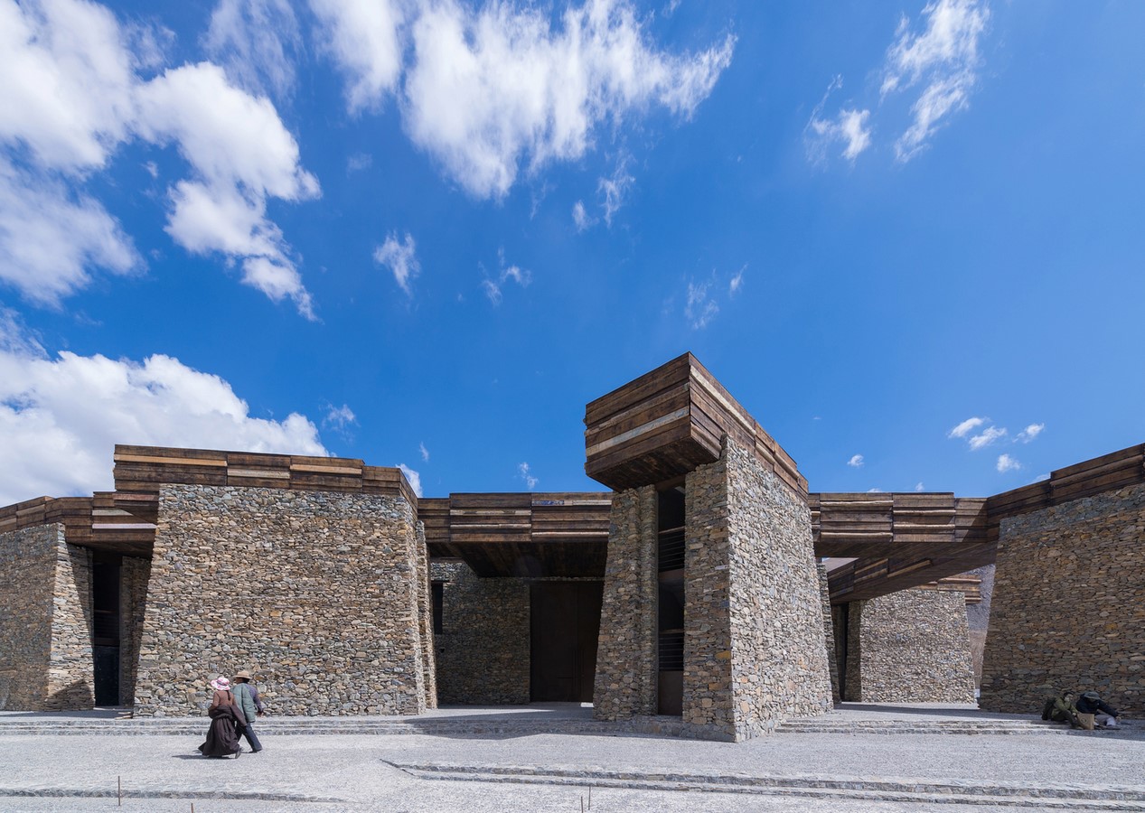 Jianamani visitor center, Tibet - Sheet1