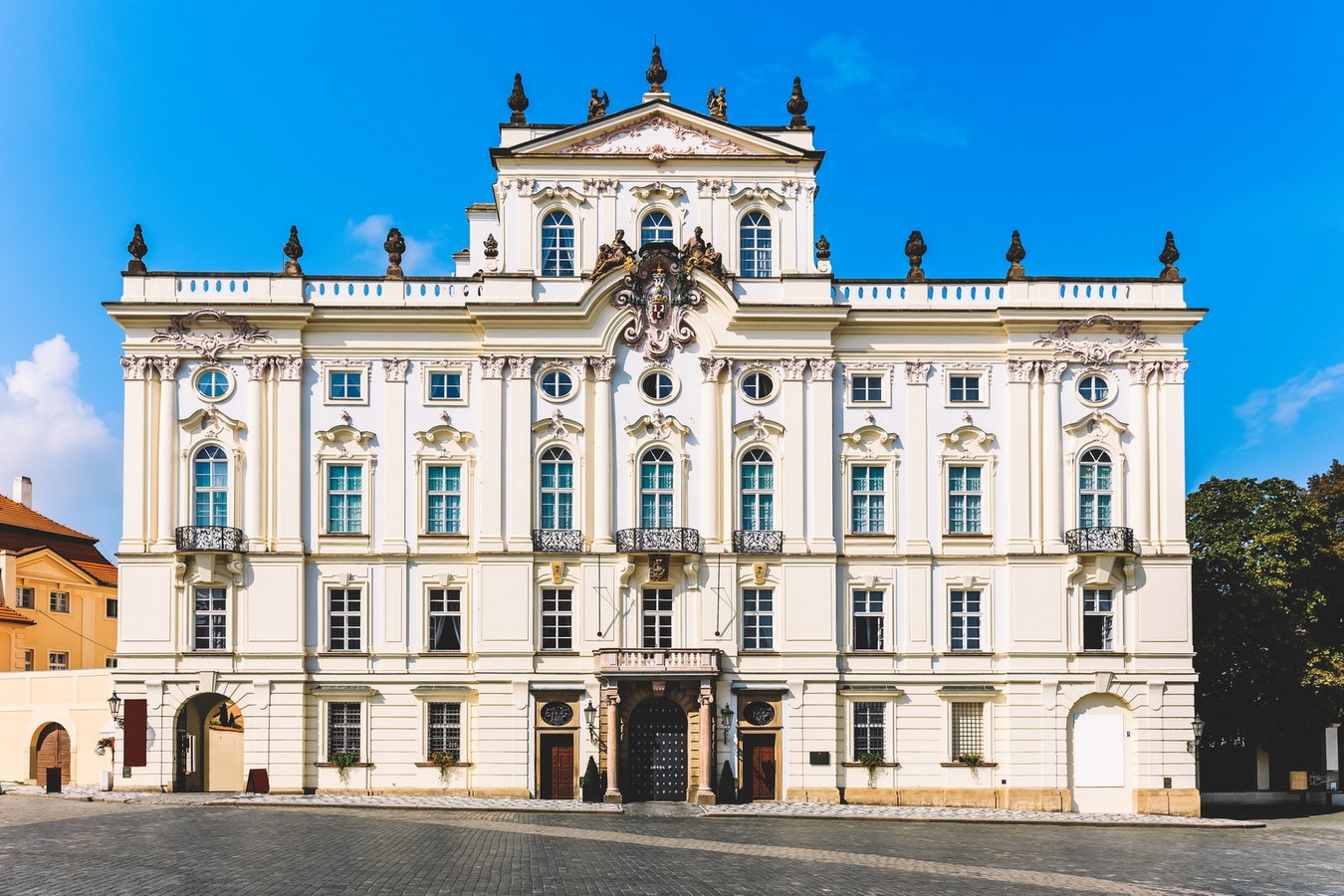Architectural styles that can be seen in Prague - Sheet17