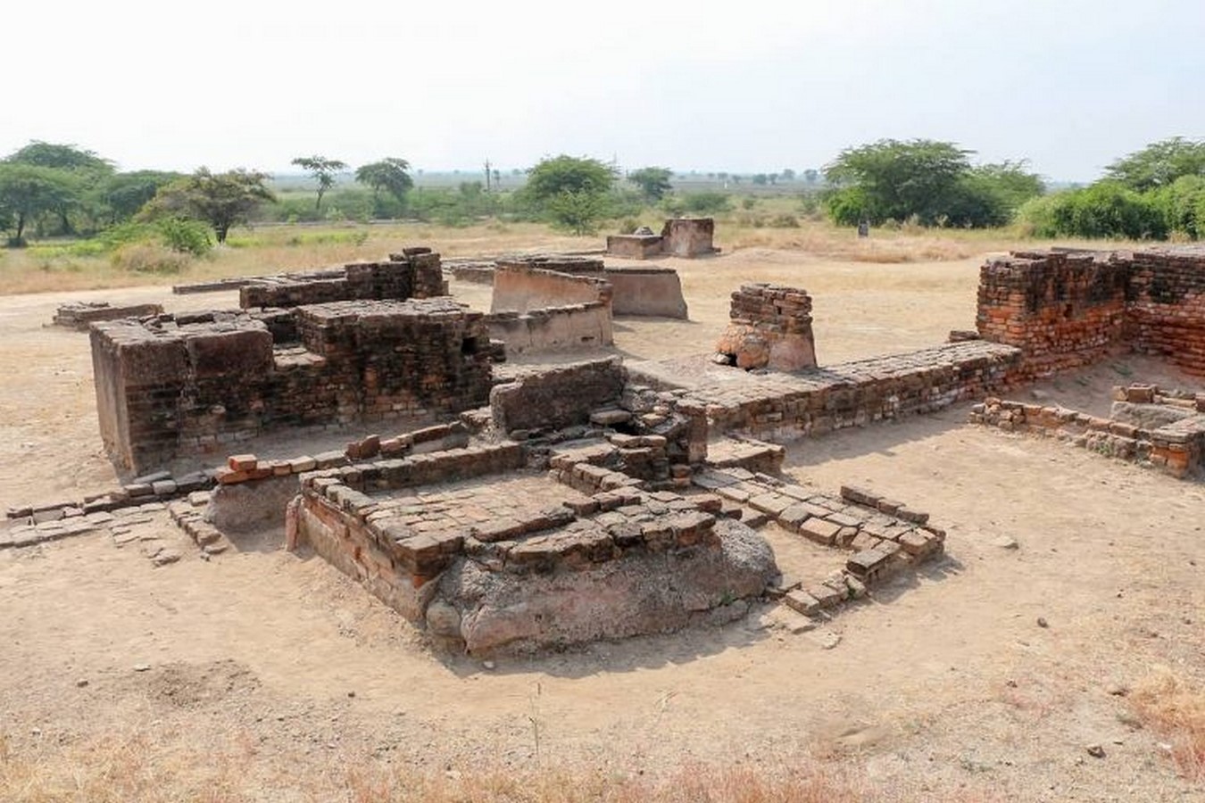How can the visibility of Archaelogical sites be improved - Sheet8