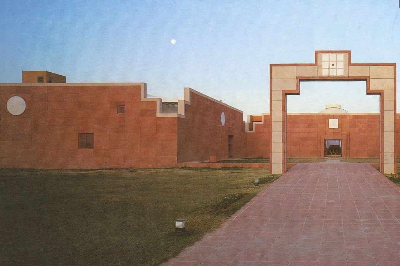 What role does tradition play in Architecture today - Sheet7
