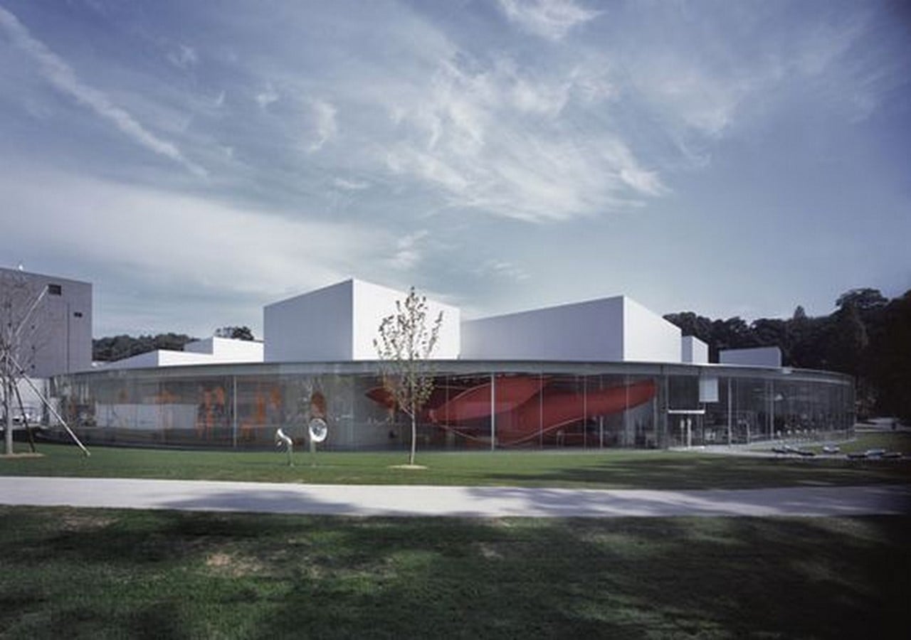 21st Century Museum of Contemporary Art, Kanazawa by Kazuyo Sejima and Ryue Nishizawa- Museum open to the city like a park - Sheet2