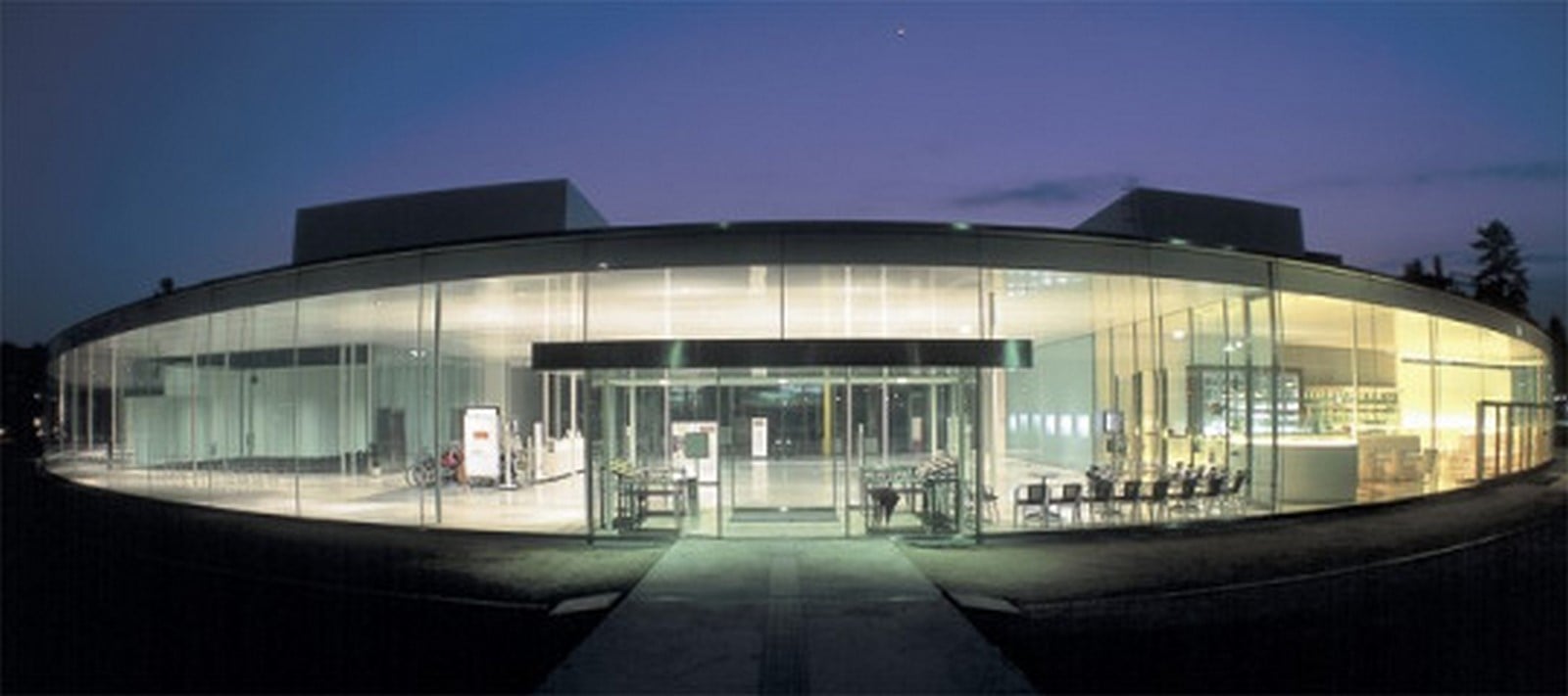 21st Century Museum of Contemporary Art, Kanazawa by Kazuyo Sejima and Ryue Nishizawa- Museum open to the city like a park - Sheet3