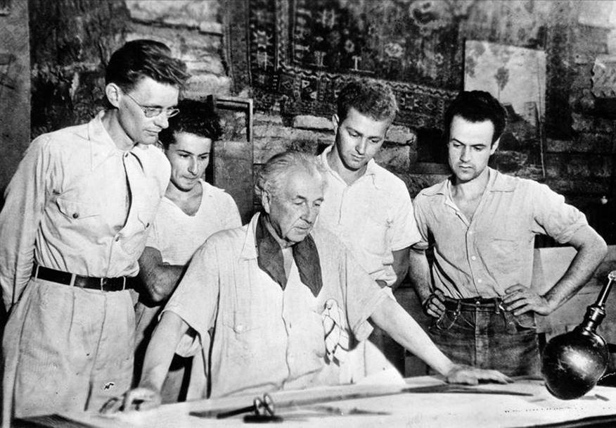 Frank Lloyd Wright’s Architecture School fell into the hands of internal rift - Sheet3