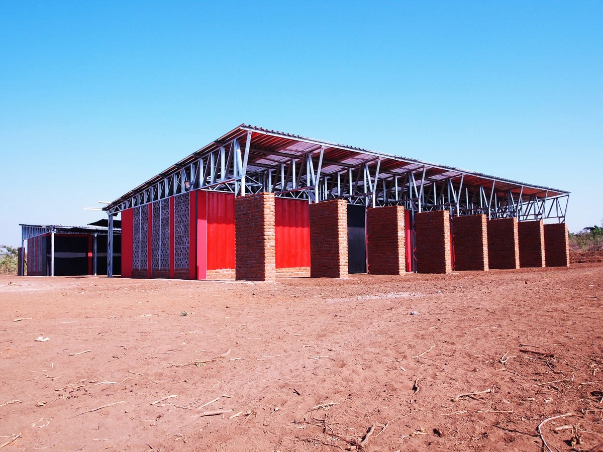 15 Creative uses of Shipping containers - Sheet1