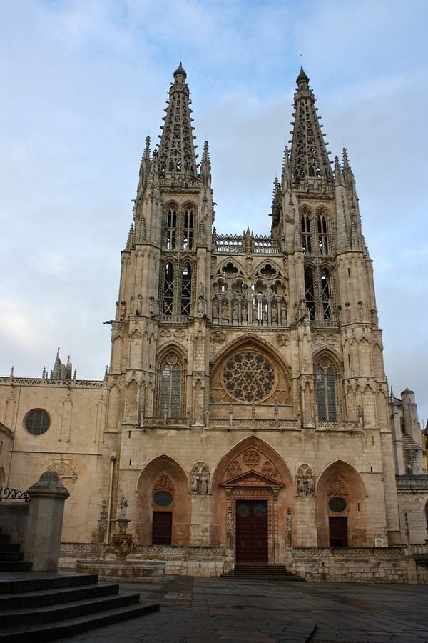 Sustainability of Major Architectural Styles throughout history - Sheet5