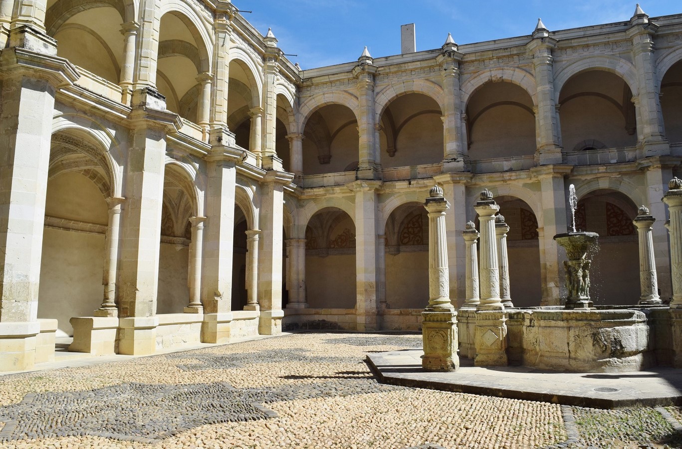 Church of Santo Domingo de Guzmán and cultural center - sheet4