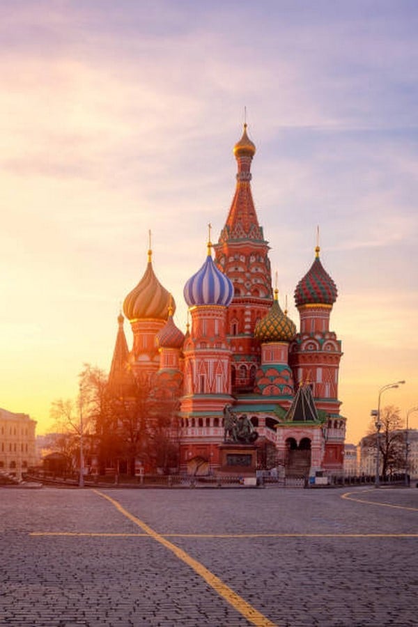 Famous architecture - Basil’s Cathedral by Pestnik Yakolev and Ivan Barma - Sheet2