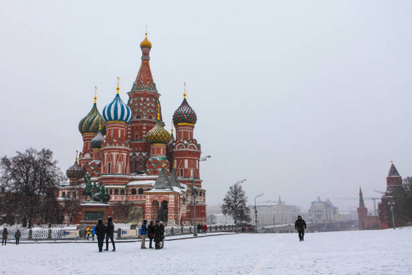 Basil’s Cathedral by Pestnik Yakolev and Ivan Barma - Sheet3