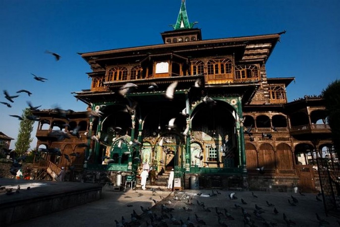 Architecture of Kashmir- Beauty amidst chaos - Sheet7