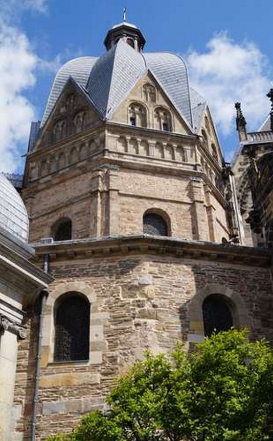 10 Buildings that pioneered architectural styles in the history of architecture - Sheet6