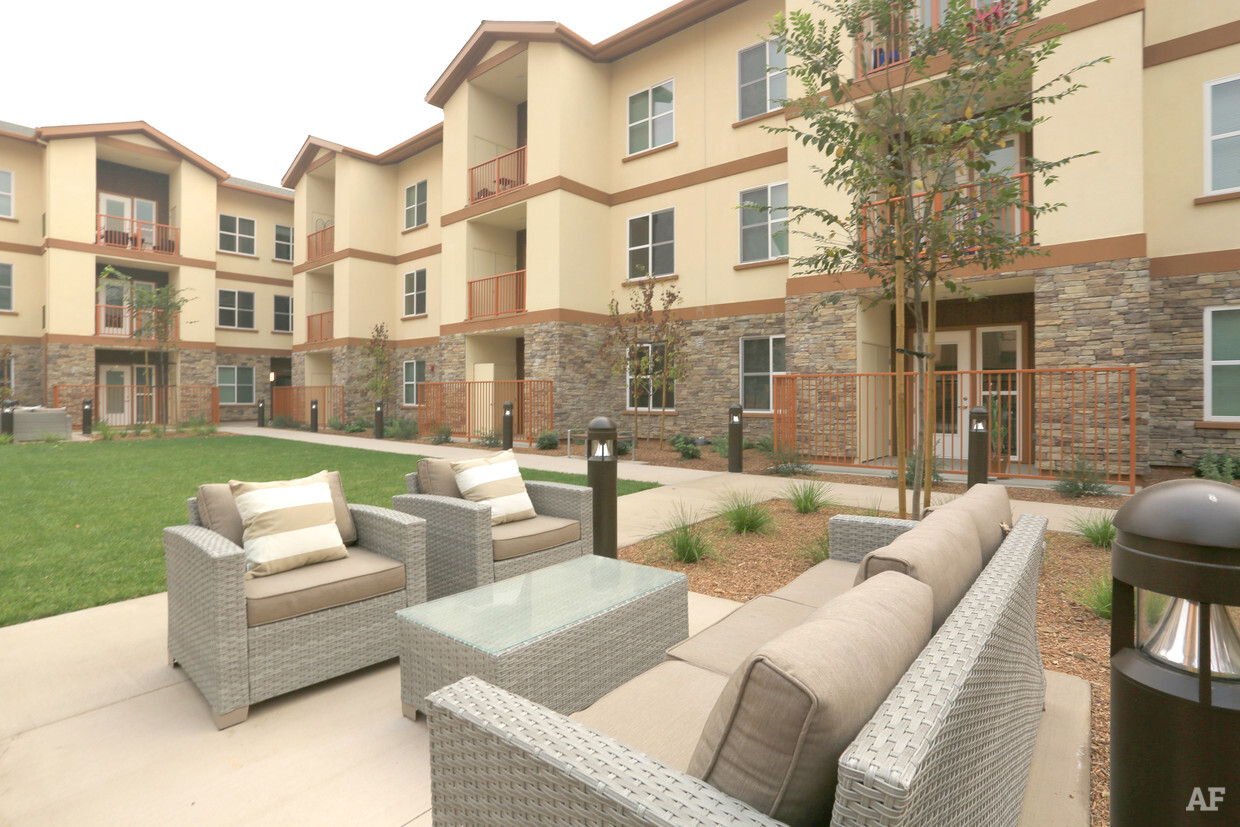Hotel Trio and Citrine Apartments, Healdsburg, California - Sheet4