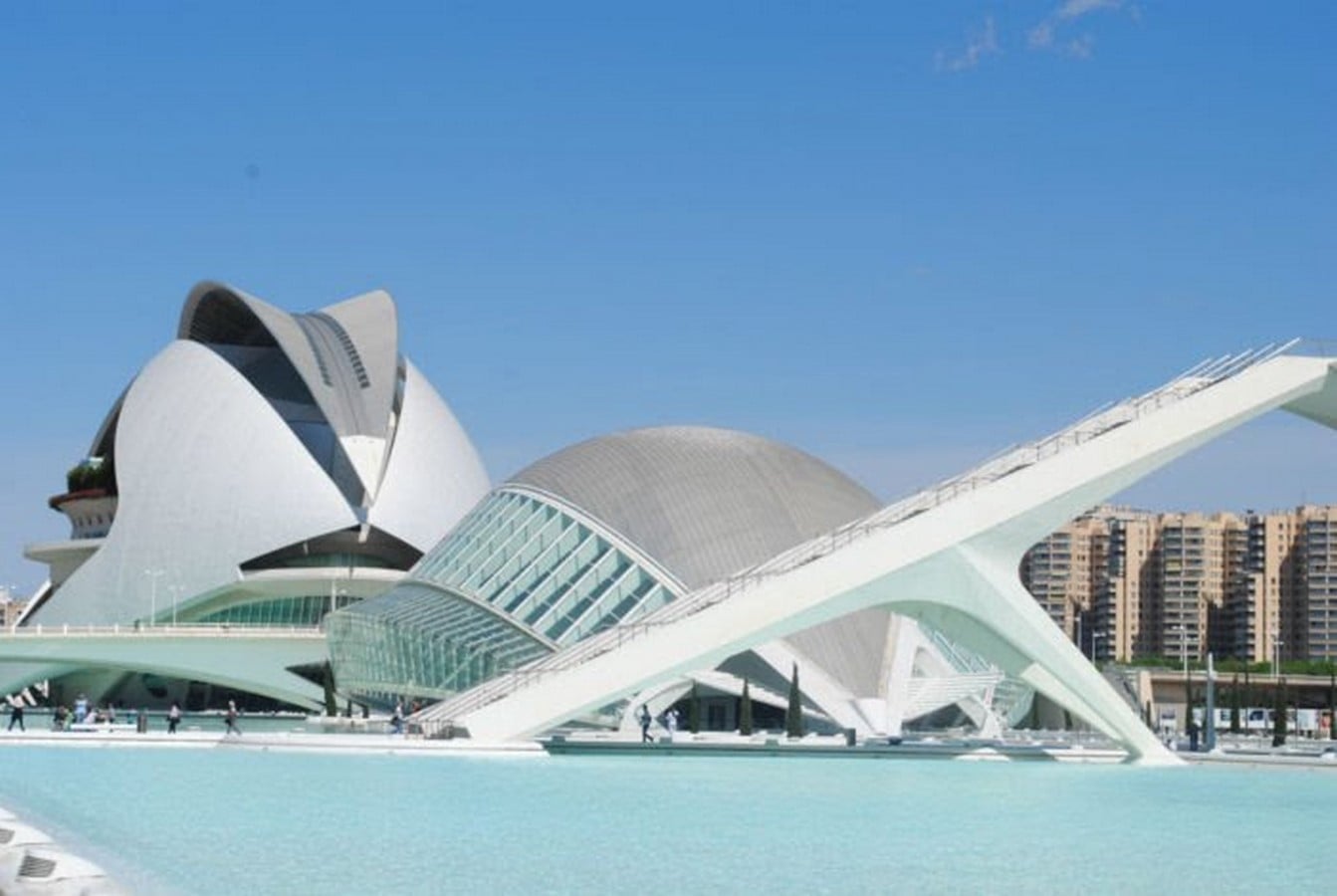 Understanding the design philosophy of Santiago Calatrava - Sheet5