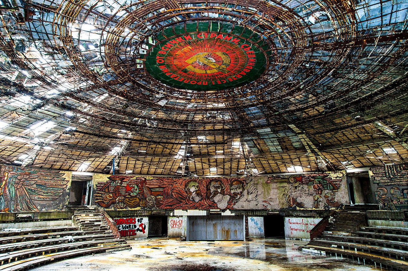 The communist Utopia 5 buildings in ruin - Sheet3