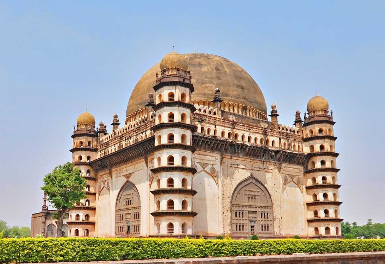 8 Cities in India where Islamic influence on architecture is evident - Sheet9