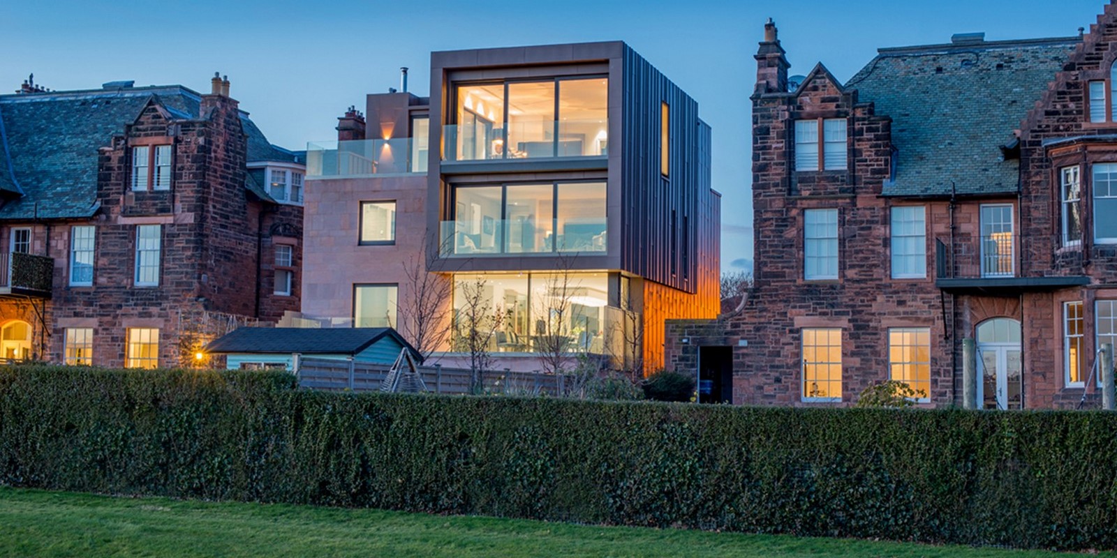 Lorn Macneal Architects