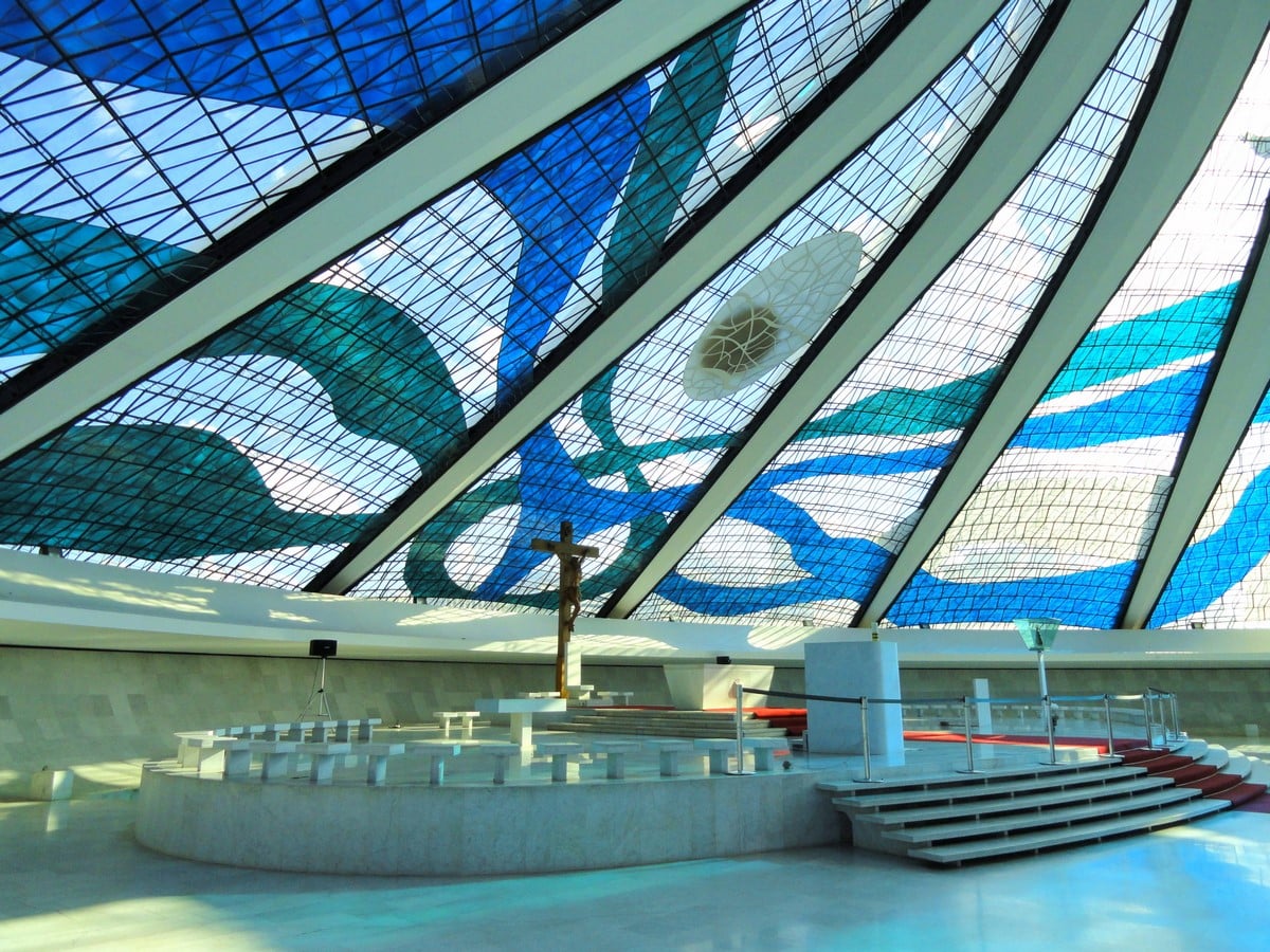 Cathedral of Brasília by Oscar Niemeyer-Hyperbolic structure built from Concrete - Sheet6