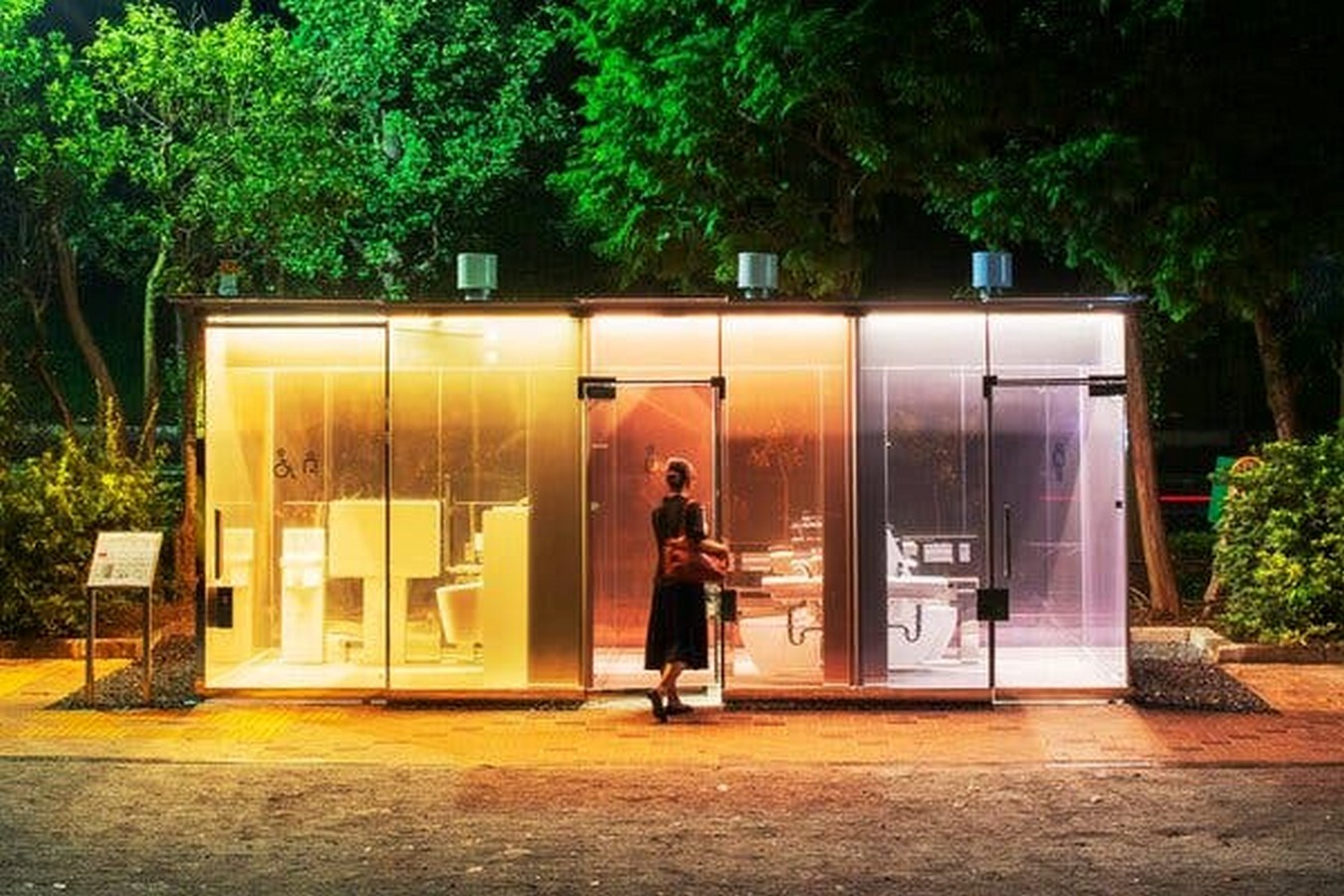 Transparent to Opaque Toilets designed by Shigeru Ban is the new highlights of Tokyo - Sheet2