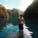 10 travelling youtubers that architects must follow! - Sheet4