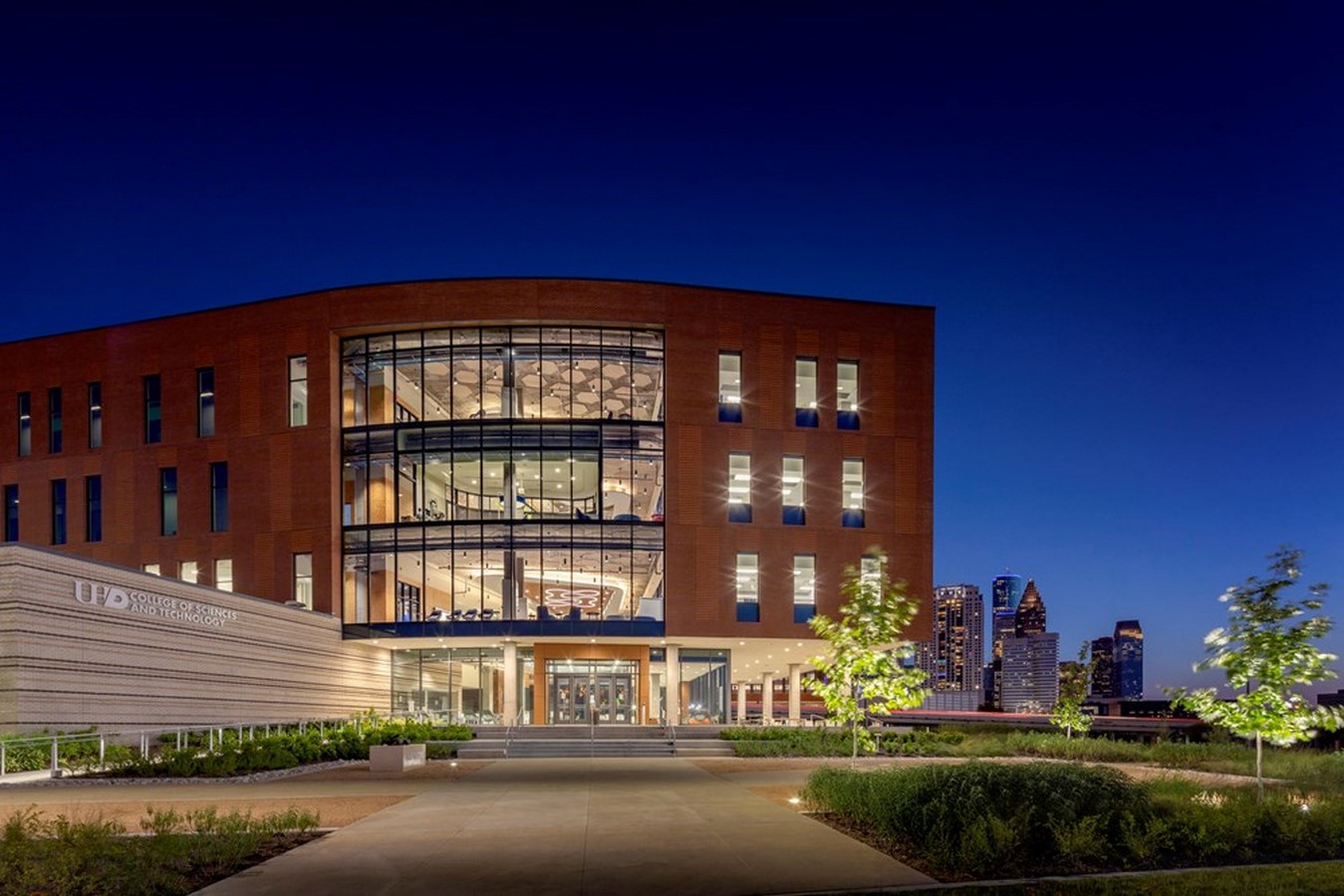 UNIVERSITY OF HOUSTON – DOWNTOWN SCIENCES AND TECHNOLOGY BUILDING - Sheet1