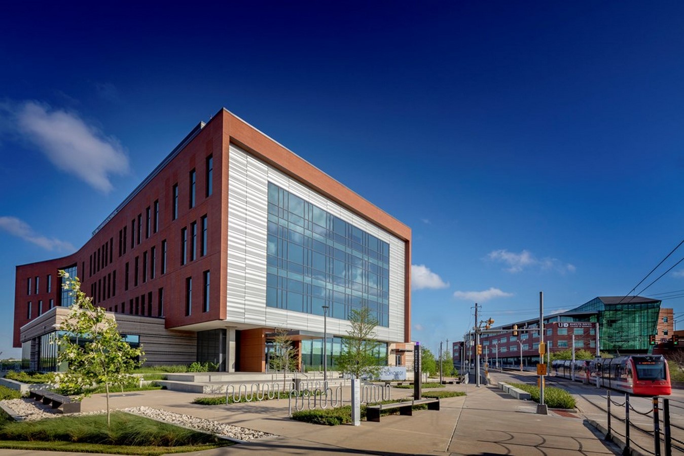 UNIVERSITY OF HOUSTON – DOWNTOWN SCIENCES AND TECHNOLOGY BUILDING - Sheet3