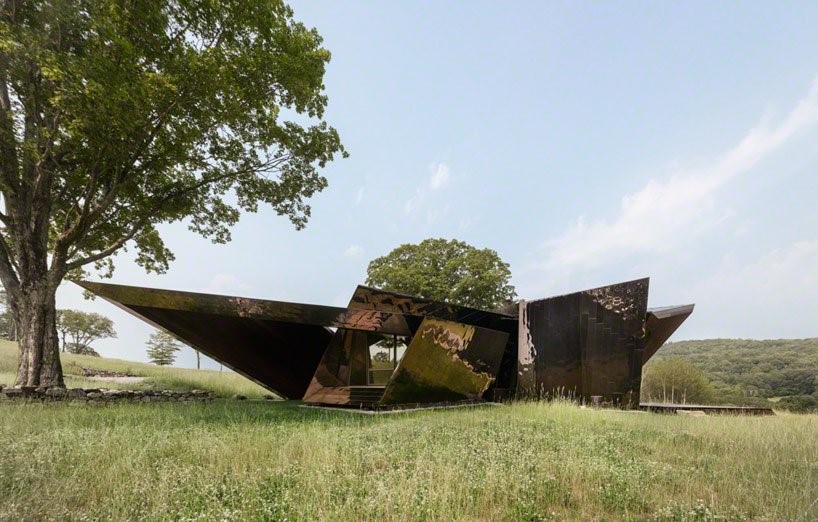 18.36.54 House by Daniel Libeskind: A Sculptural Architecture Masterpiece - Sheet1