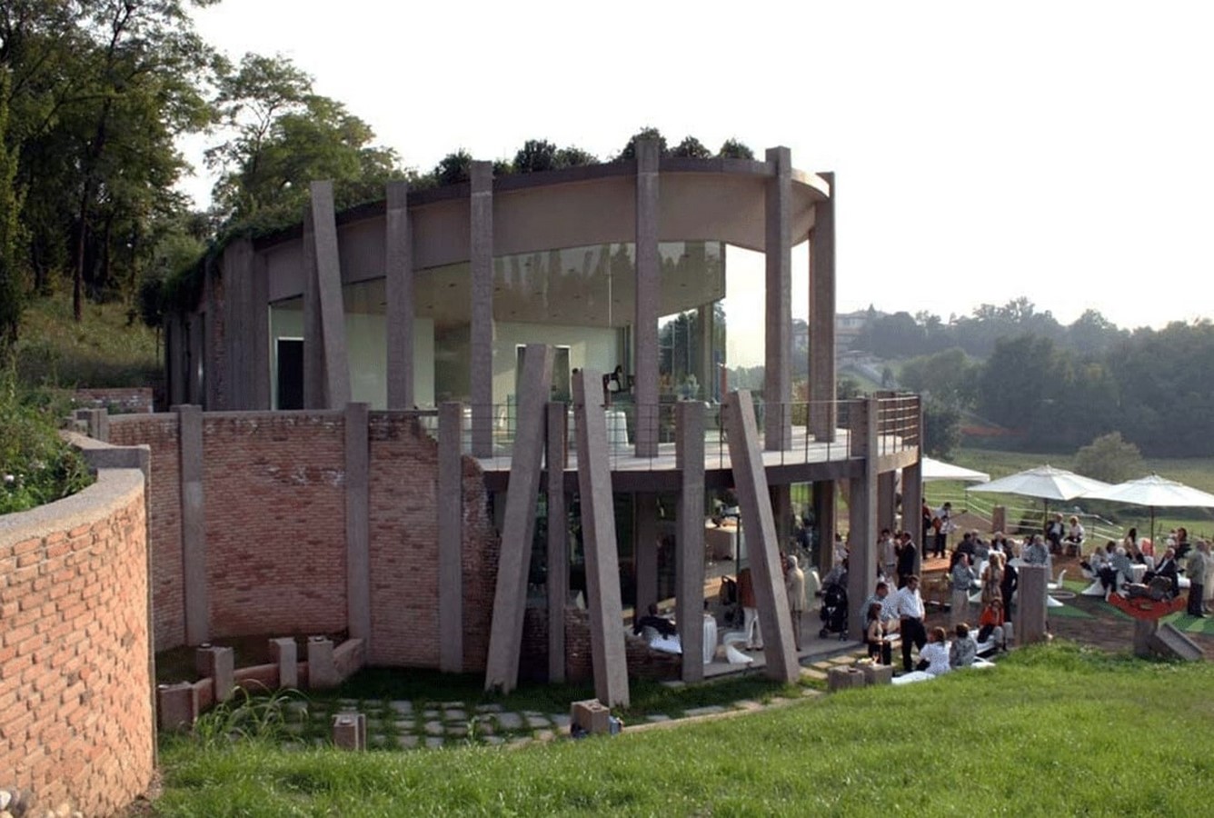 James Wines- 15 Iconic Projects