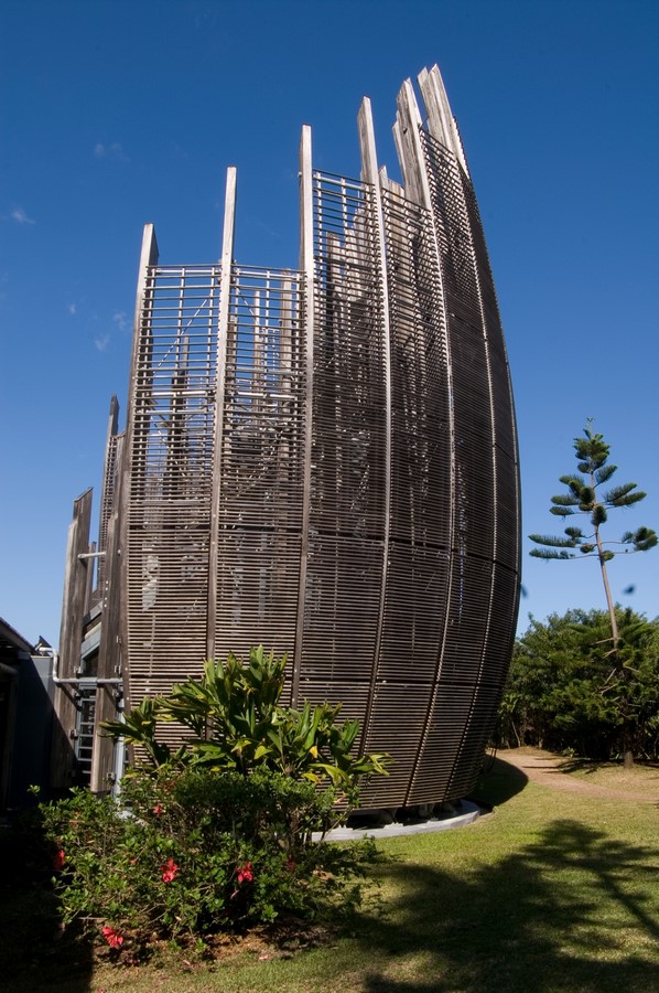 Jean-Marie Cultural Center by Renzo Piano: Symbolizing the Kanak civilization - sheet 1