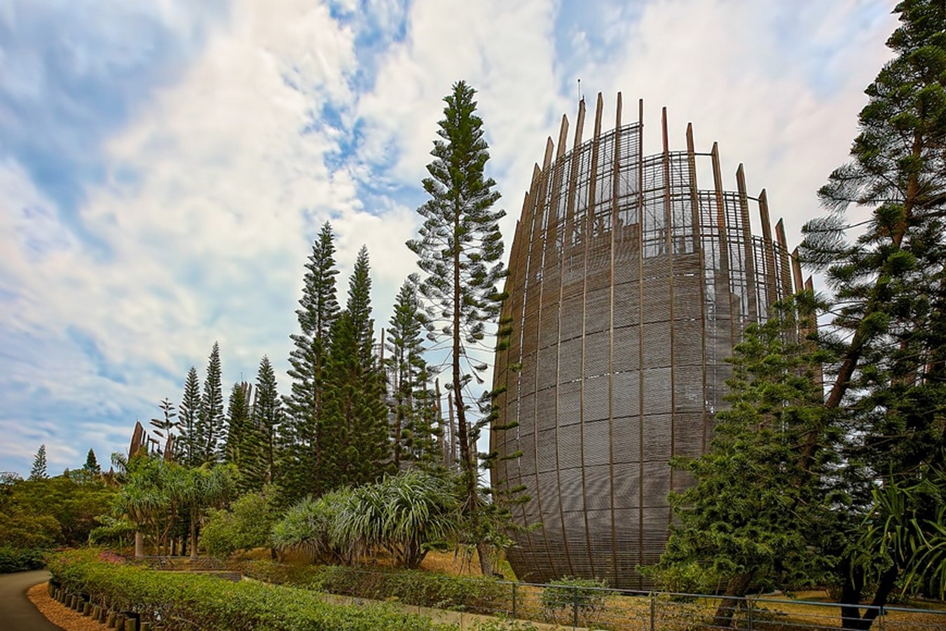 Jean-Marie Cultural Center by Renzo Piano: Symbolizing the Kanak civilization - sheet 9