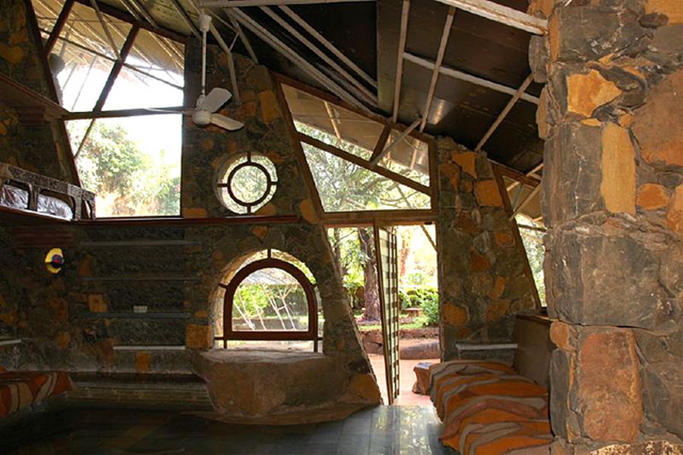 Jain Bungalow by Nari Gandhi: Where art meets Architecture - Sheet8