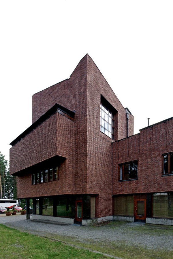 Saynatsalo Town Hall by Alvar Aalto: Collaboration in Architecture - Sheet2