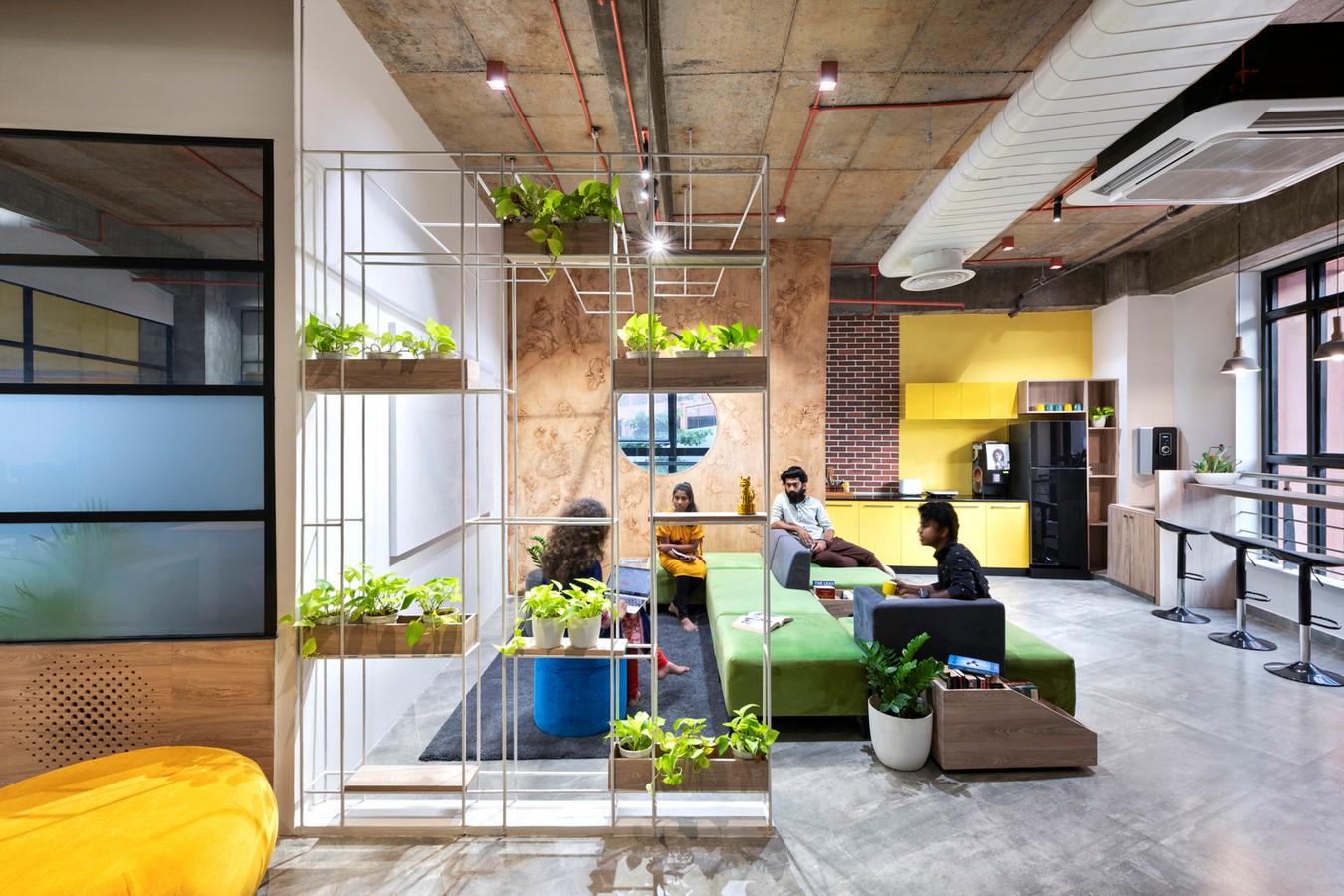 Open plan v/s grids in workplaces- Sheet7