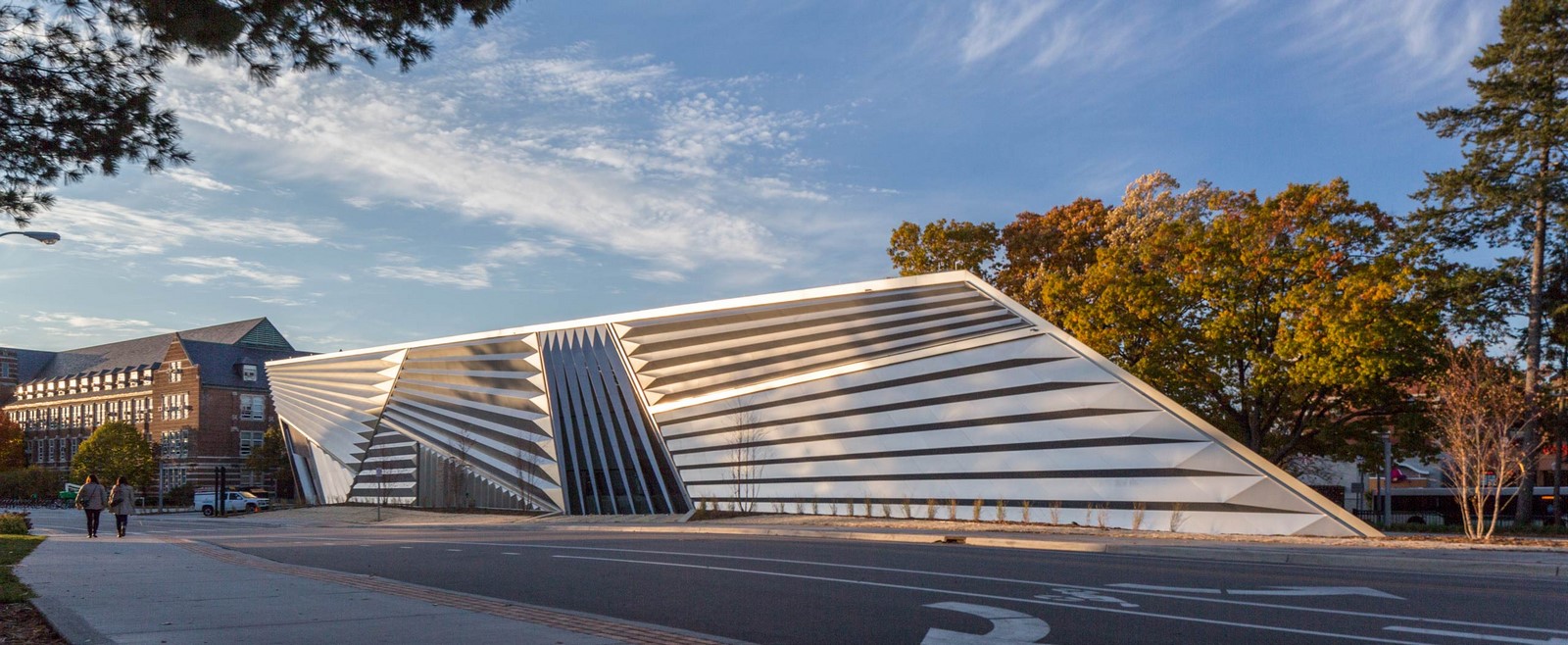 Eli and Edythe Broad Art Museum by Zaha Hadid: Pleated Architecture - Sheet2