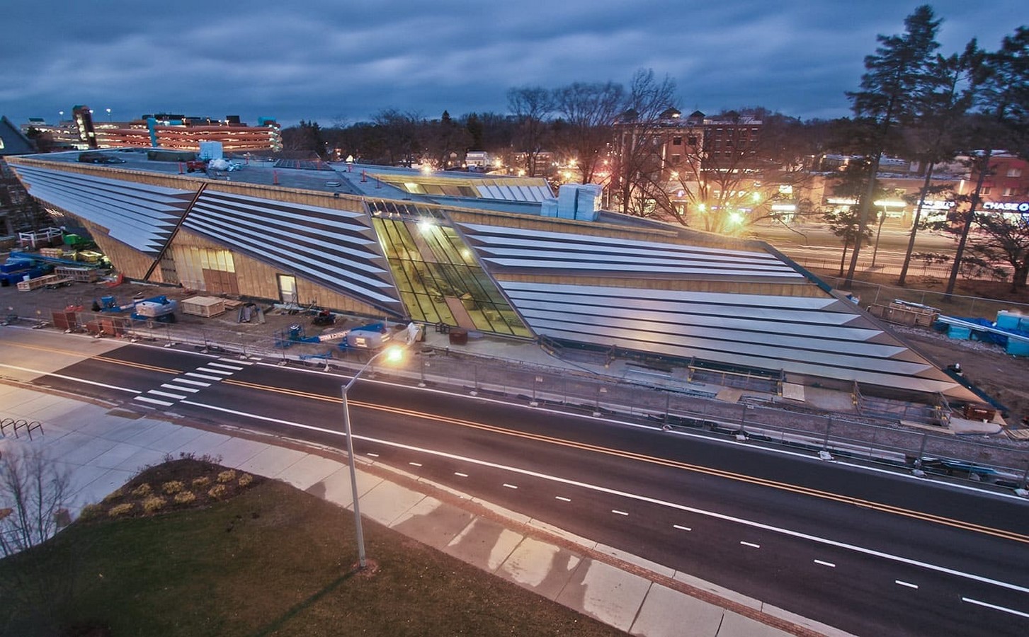 Eli and Edythe Broad Art Museum by Zaha Hadid: Pleated Architecture - Sheet3