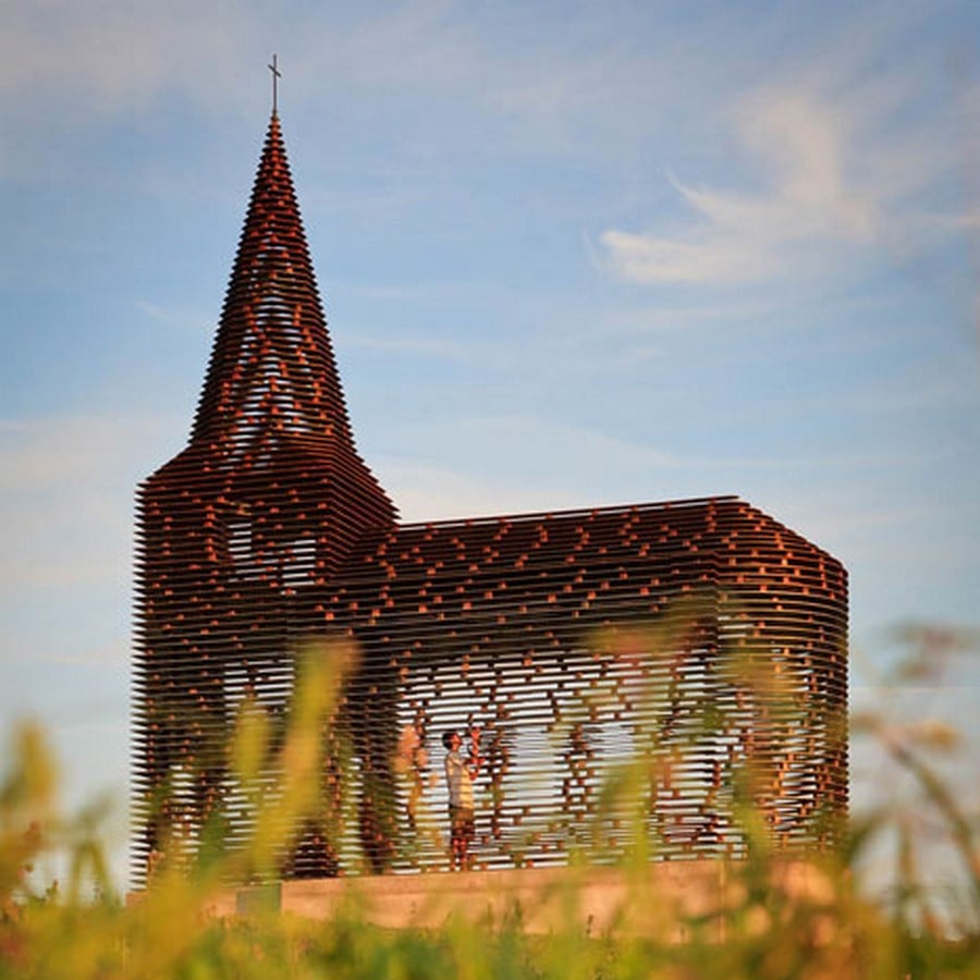 8 Examples of surrealistic modern architecture around the world - Sheet19