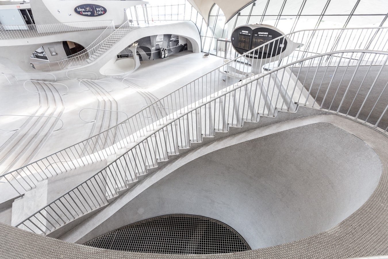 8 Examples of surrealistic modern architecture around the world - Sheet9