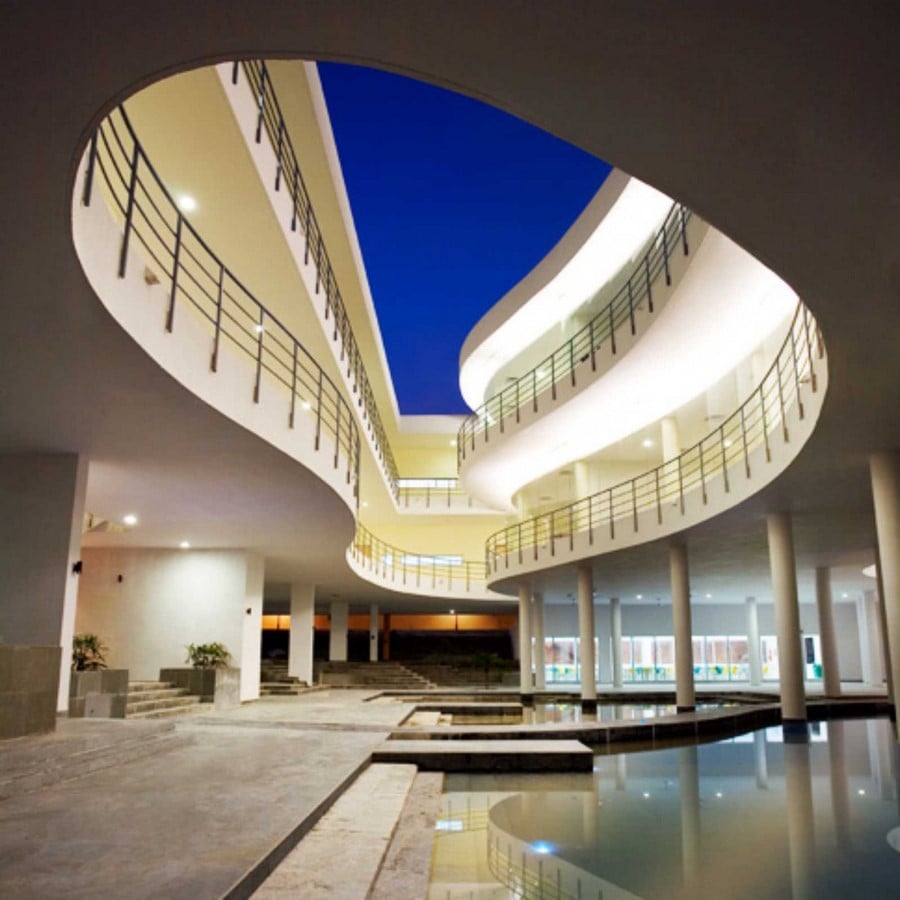10 Examples of Contemporary Vernacular architecture - Sheet12