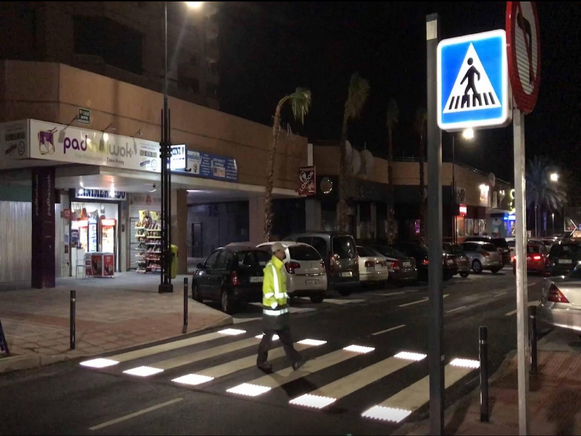 Smart Pedestrian crossing - sheet1