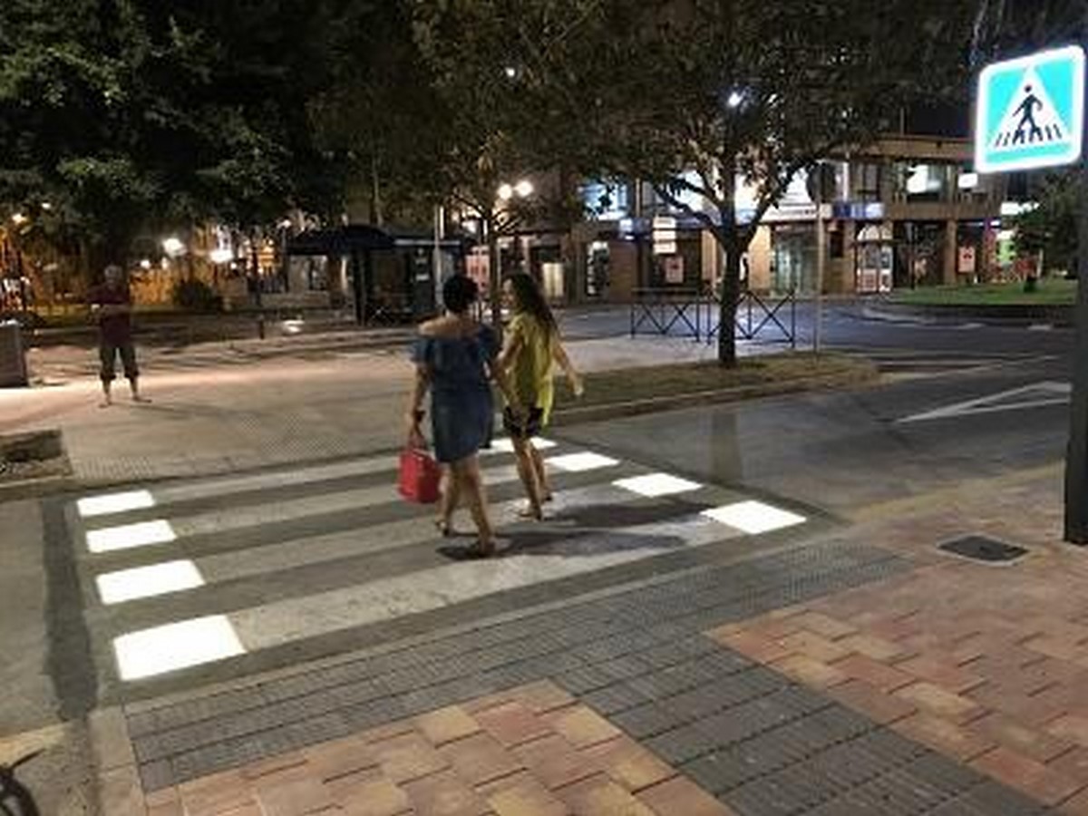 Smart Pedestrian crossing - sheet2
